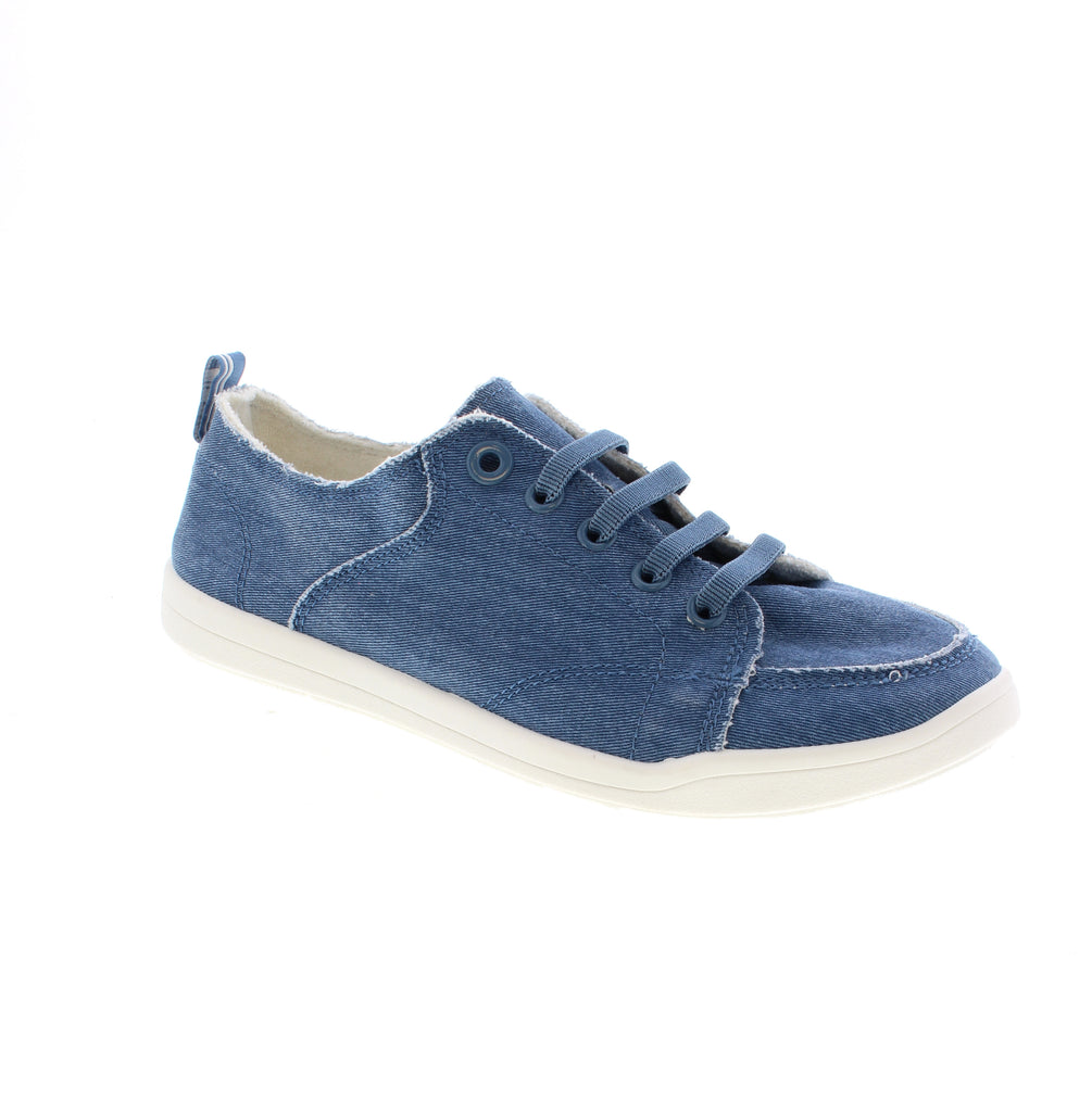 The Vionic Venice Pismo are a lightweight sneaker offering arch support and a removable insole for a comfortable stride. Perfect for spring and summer, these machine-washable sneakers make a solid addition to your wardrobe.