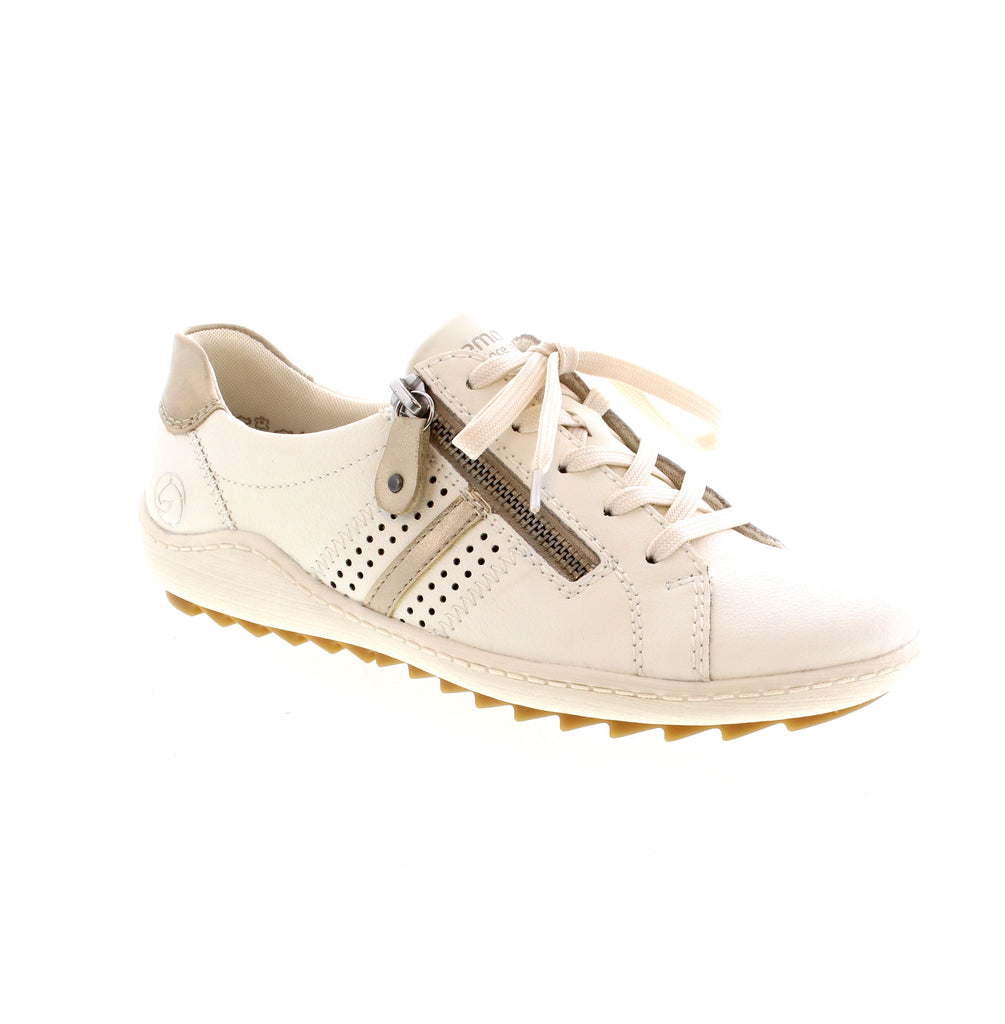 With this shoe from Remonte, you will be walking the streets in fashionable comfort! This shoe is the go-to accessory for any closet!