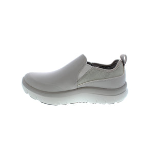 The Alegria Shift Lead slip-on sneaker features a Vegan leather upper, dual elastic gore panelling, padded collar, seamless printed mudguard, pull tab for easy on-and-off, removable footbed, and built-in arch support. Complete with a slip-resistant and non-marking outsole for all-day support and comfort, you'll love putting these shoes on day after day!