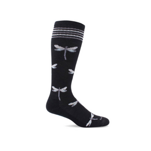 Sockwell Dragonfly socks feature a playful dragonfly design, are built with moderate compression, Accu-Fit technology, and a seamless toe closure for all-day fashion and comfort.