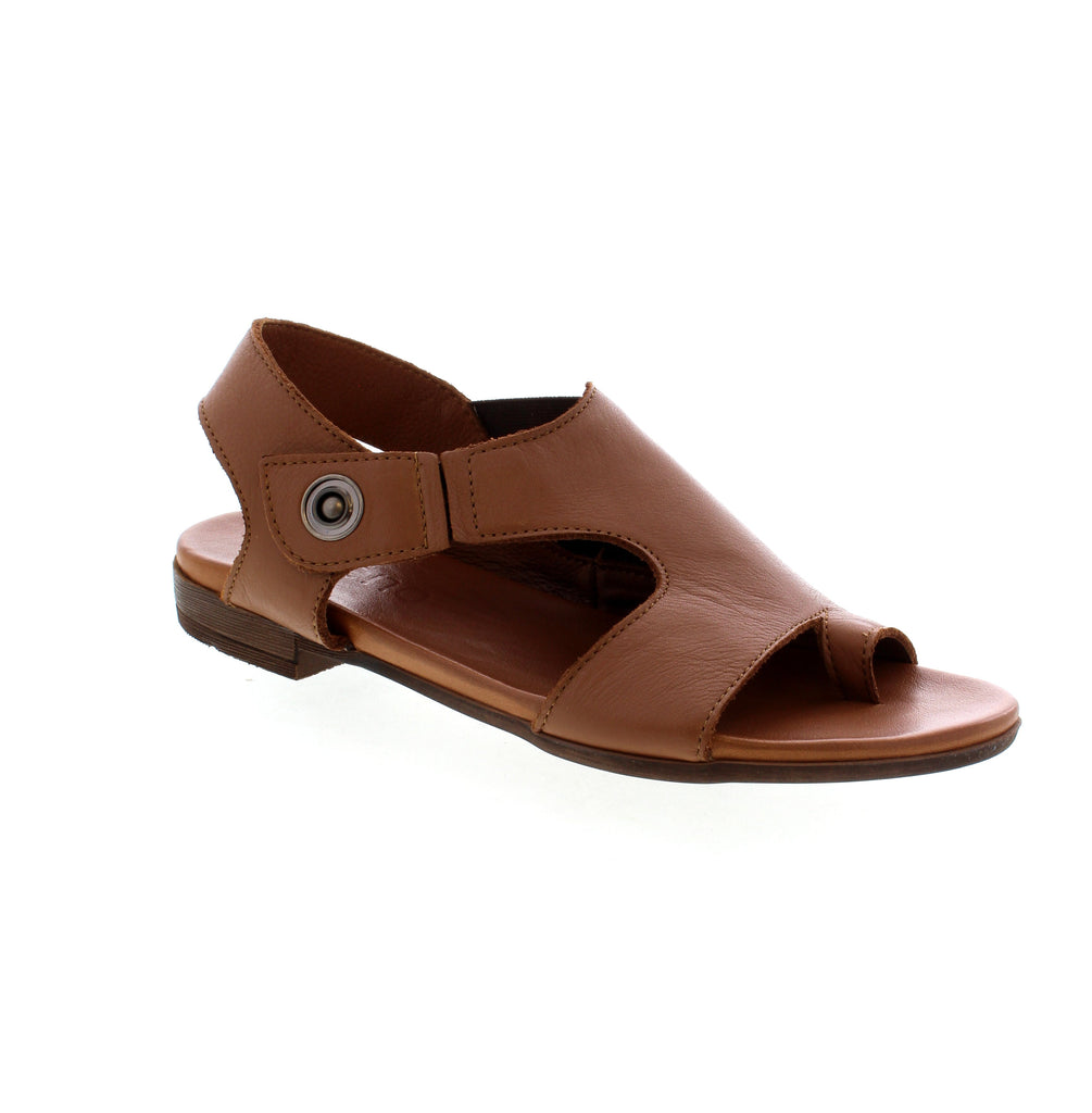 Introducing the Bueno Tessie sandals in a trendy hue. These flats embrace casual comfort with a breathable cutout design and adjustable strap for a secure, custom fit. The cushioned footbed ensures all-day comfort, making them perfect for any summer occasion.