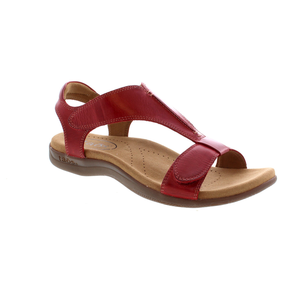 Step into The Show with Täōs premium leather sandals. Designed with a shield strap and adjustable hook and loop closures, these shoes provide a secure fit. Made with imported Italian leather, they offer a soft and rich look. Plus, the embossed microfiber footbed is treated with antimicrobial shield and cooling gel padding for ultimate comfort. Flexible and durable rubber outsoles complete the package.