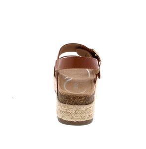 Keep your feet well-supported, comfortable and fashionable in the Vania espadrille platform sandal from Aetrex! These cute sandals are perfect for long days on your feet on all your summer adventures! 
