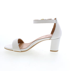The Naturalizer Vera is a striking-yet-simple heeled sandal with a comfortable ankle strap. Featuring a sleek silhouette, it provides all-day comfort and style. Perfect for any occasion, these sandals add a touch of elegance to any outfit.
