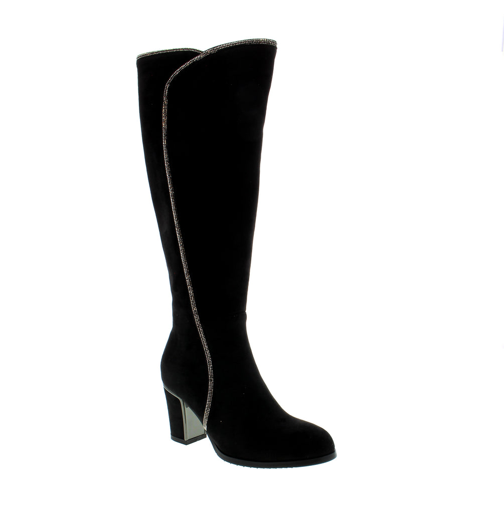 Studio London Violet WP in Black is a sophisticated knee-high boot designed for everyday elegance. Featuring a fabric upper with faux fur lining, microfiber footbed, and foam midsole for all-day comfort.