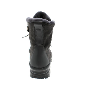 The Olang Zaide boot keeps your feet fashionable and warm during harsh winter months. With a gripping system and folding cleats to keep you tracking on the snow and ice and a weather rating to -30°C, your feet will stay toasty and secure. 