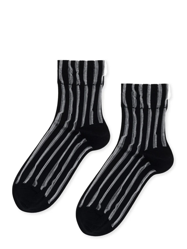 Experience the luxury of vacationing by the Mediterranean Sea with the Hansel from Basel Mykonos socks. Inspired by Greek columns and vintage towels, these sheer crews add a touch of elegance to your outfit. Made in Japan with a high needle count for extra detailing and hand-closed toe for comfort.