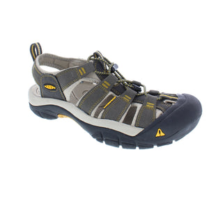 The iconic Newport H2 sandal will protect your feet on any given adventure! This sandal has the correct technology to make you stay both stylish and satisfactory!