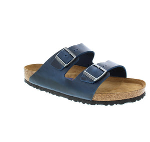 The Arizona is a Birkenstock classic! Featuring adjustable buckles for a timeless design and a soft Birkenstock footbed, this sandal provides the ultimate comfort and support!