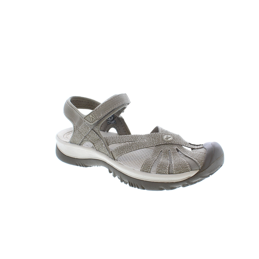 Made for adventure seekers and world explorers, this sandal lets you do it all! The Rose sandal is made for women with an emphasis on comfort and support.