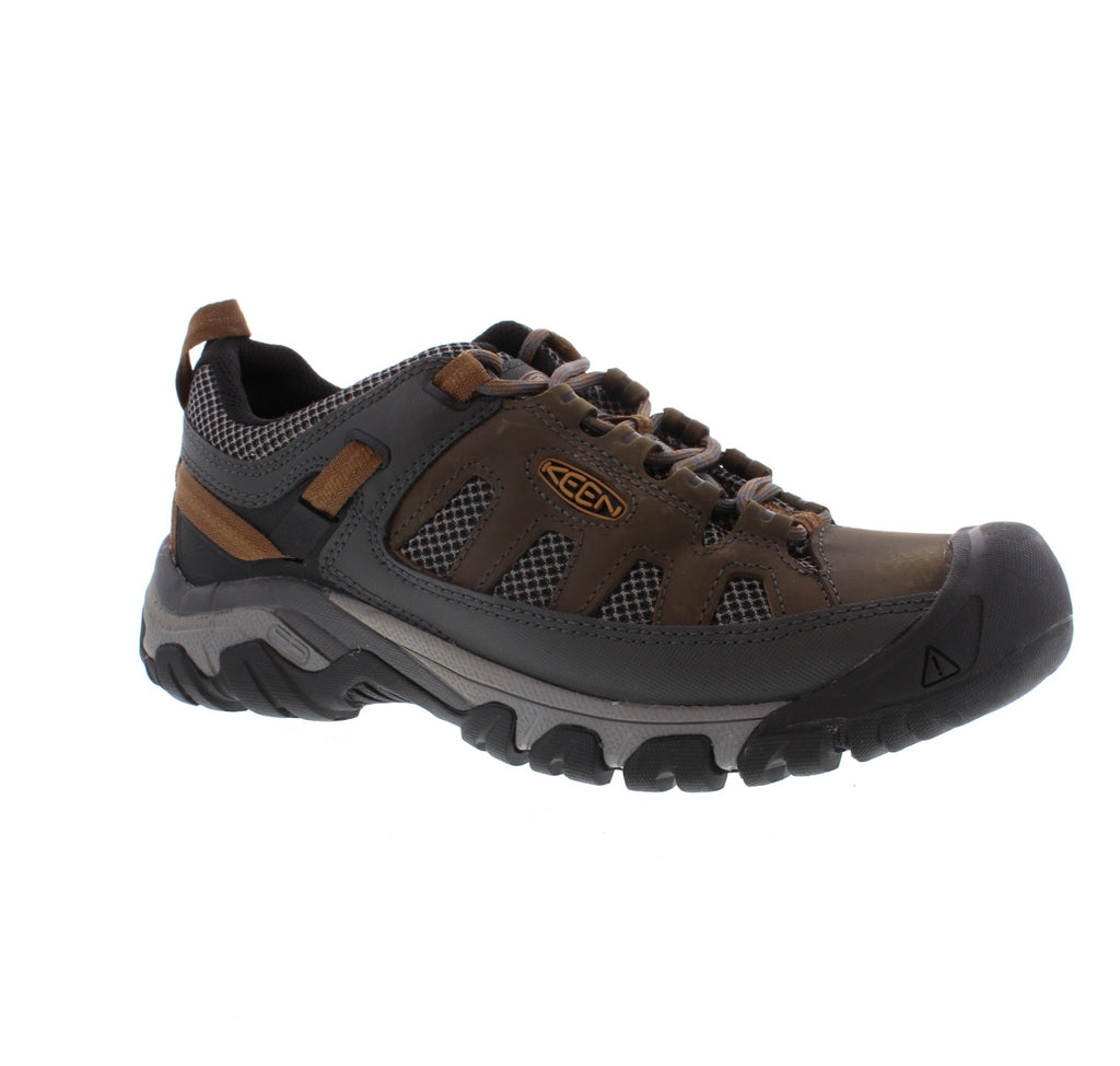 The Targhee Vent shoe will provide a breathable hiking experience! This shoe can also easily pair with anything for a casual look!