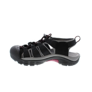 Keen Newport H2 sandal features a roomy fit, rugged outsole, quick-dry lining, and waterproof, premium leather upper. This closed-toe sandal is ready to take on any trail!