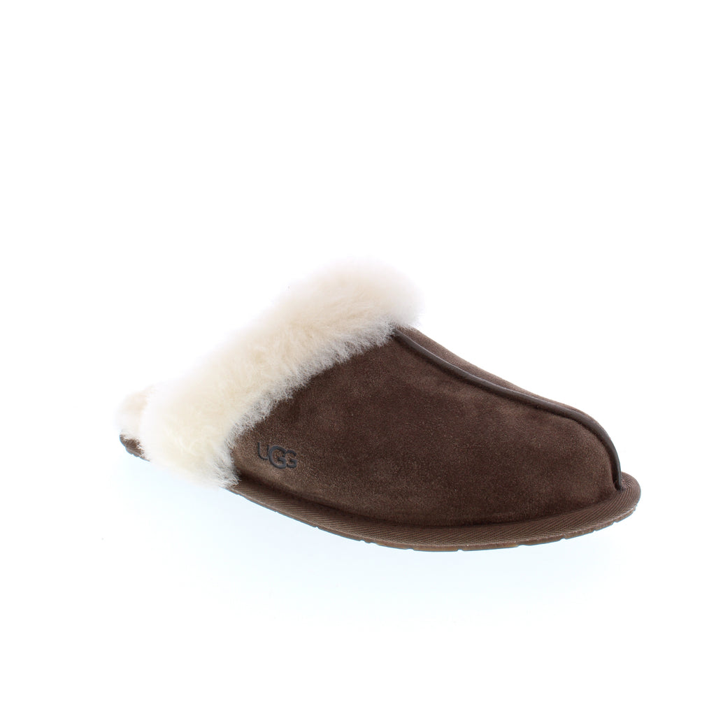 The Scuffette slipper is crafted with soft suede and plush wool lining with a rubber outsole to keep your feet cozy all day. 