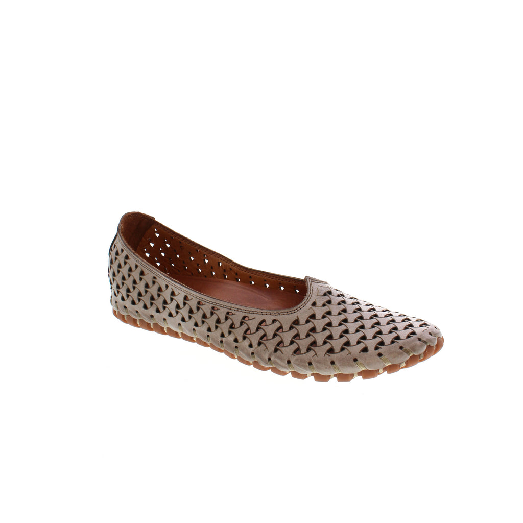 These beautiful perforated slip-ons from Volks Walkers are perfect for adding a unique touch to any outfit. Designed with a flexible footbed and cushioned insole, your feet will look and feel fabulous!