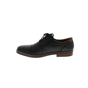 Keep your wardrobe looking classy and timeless with these dress shoes from Rieker. Your feet will stay comfortable and supported in these classic lace-up shoes. 