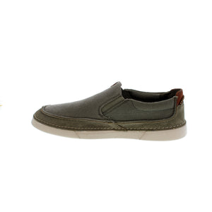 The Gereld Step slip-on features canvas/suede upper and elastic insets for more accessibility and flexibility. An Ortholite® footbed keeps your feet comfortable for all-day wear