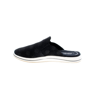 Clarks Breeze Shore slide is designed with supportive cushioning, stretchy styling, terry cloth lining and machine washable to keep your shoes looking great and feeling fresh.