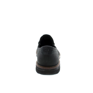 ECCO Turn slip-on shoe is designed with internal comfort technology. This shoe is crafted from soft nubuck leather and features ECCO Comfort Fibre System™, GORE-TEX™ to keep your feet dry, and a durable, flexible outsole to give you the grip and support you need.