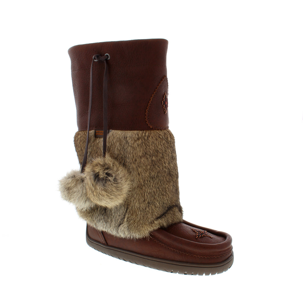 Manitobah Mukluks Waterproof Snowy Owl boot is designed for frigid winters - crafted from a cozy sheepskin footbed and rated to -32C to keep your feet dry all winter.