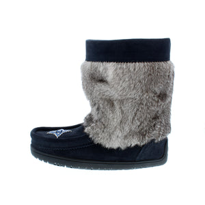Manitobah Mukluks Waterproof Half Mukluk boot is designed for frigid winters - crafted from a cozy sheepskin/shearling footbed to keep your feet dry and cozy all winter.