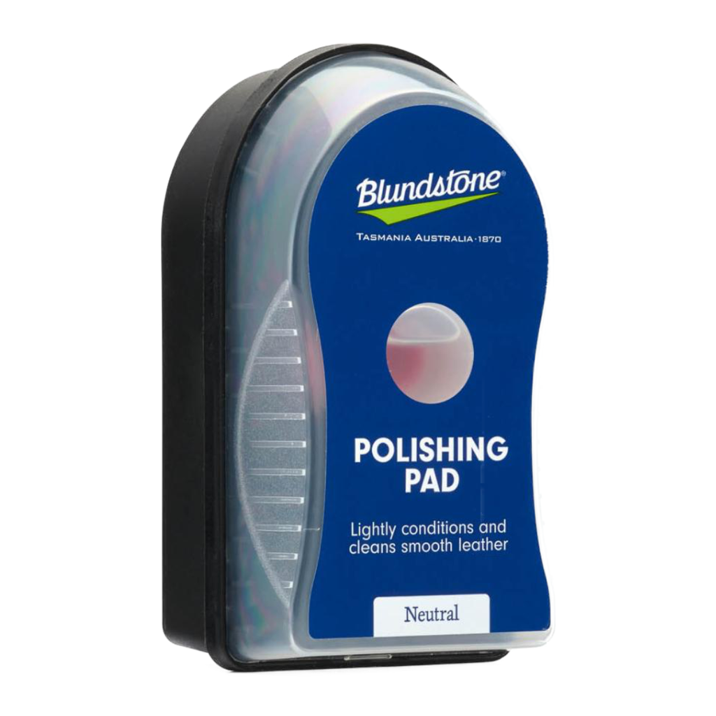 Give your Blundstones a little TLC with the Blundstone Polishing Pad to shine, condition and protect your boots from drying out. In a convenient pocket size, you can keep your boots looking their best anywhere you go!