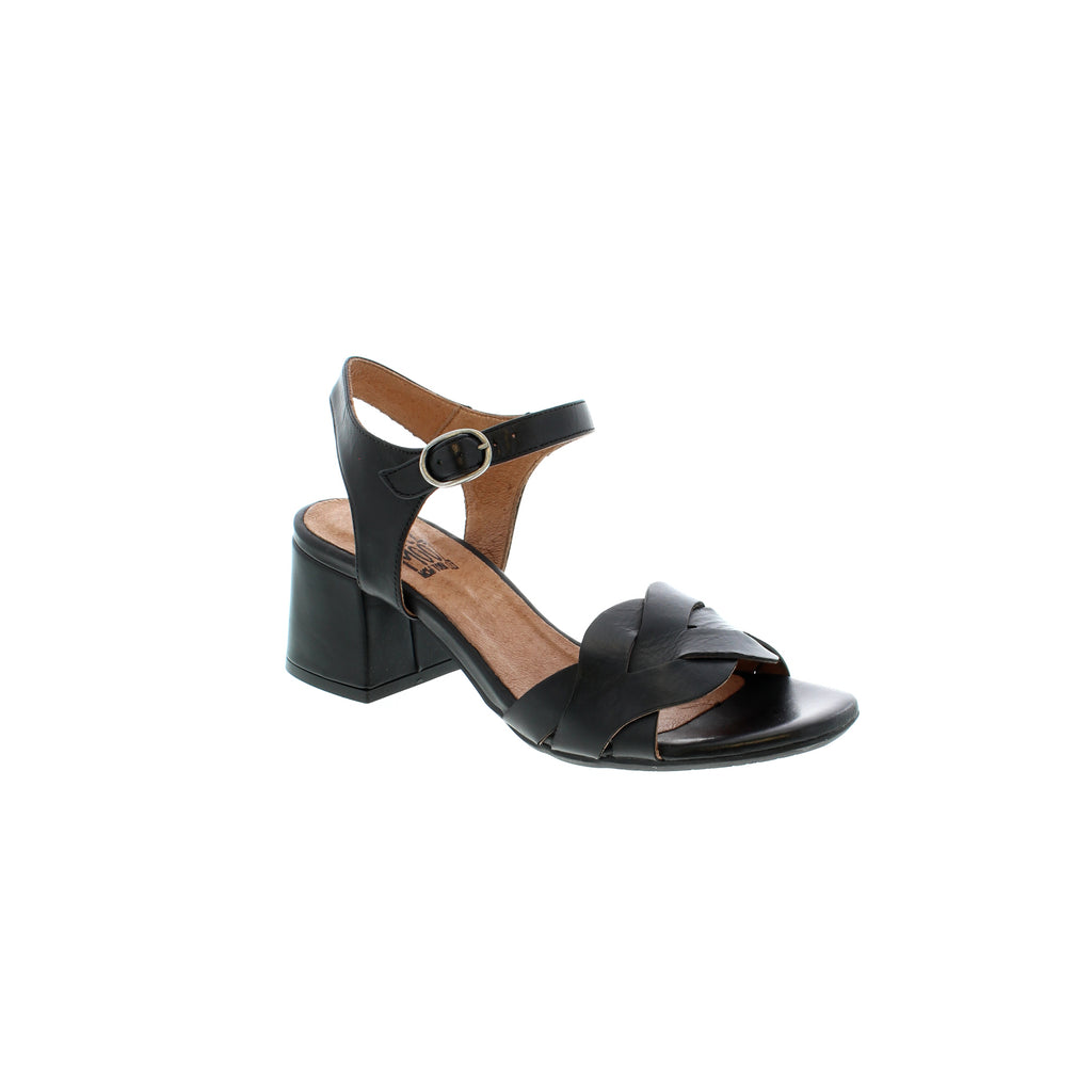 The Miz Mooz Brogan is a timelessly stylish sandal with a modern twist. Its slim ankle strap, block heel, and cushioned footbed provide comfort and support, ensuring you stay comfortable and look fantastic all day long. The simple, feminine design is the perfect complement to any outfit.