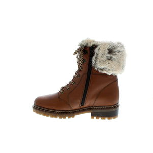 Remonte D0B74-24 boot is designed to keep you warm! With a soft, fur ankle cuff, a lace-up front for a customized fit, and a side zipper for easy off, these boots also feature Remonte Tex to keep your feet dry.