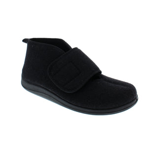 The Comfort M2, by Foamtreads, is a boot-style slipper that is perfect for those in need of ankle support! These slippers will feature an adjustable velcro strap, which will give you the custom fit you are looking for!