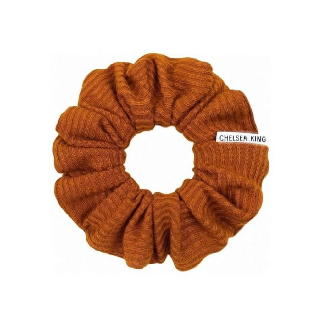 The French Ribbed scrunchie is inspired by minimalist style. This ribbed fabric is made from modal and spandex making it the perfect weight, texture and softness.