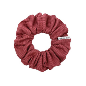 The French Ribbed scrunchie is inspired by minimalist style. This ribbed fabric is made from modal and spandex making it the perfect weight, texture and softness.
