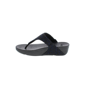 The FitFlop Lulu Geo-Webbing sandal is designed to deliver superior cushioning and shock absorption in a lightweight, comfortable package. Its microfiber upper, rocker bottom and 1-2