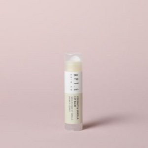 Infuse your lips with luxurious hydration. APT. 6 Lip Balm - Peppermint + Lavender is formulated with anti-inflammatory and lip-plumping properties to give you soft, irresistible lips. Enjoy the perfect balance of peppermint and lavender.
