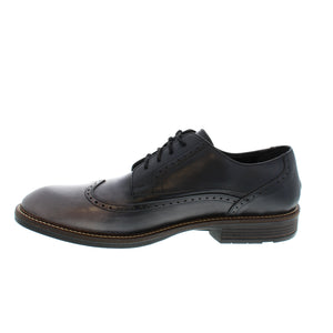 The Naot Magnate is a must-have for the modern man. Featuring a tasteful woven wingtip design with premium leather uppers, this shoe offers comfort and practicality with the padded heel cup, tongue, and technical lining, as well as a removable anatomic cork & latex footbed. The TPR sole with metal shank ensures durability and flexibility. 