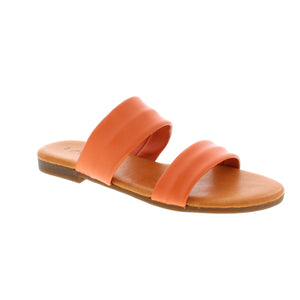 Fall in love with this simple Allora slide that pairs well with any summer outfit! You can't go wrong!