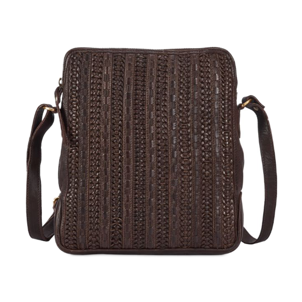 This vertically woven Milo crossbody handbag fuses both fashion and practicality! Featuring an adjustable shoulder strap and spacious interior to hold your most precious belongings - you can't go wrong! 