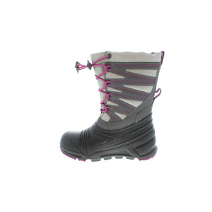 Merrell Kids Snow Quest Lite 3.0 waterproof boot keeps little feet warm to -35° F. Designed with a two-point toggle closure for a secure fit, anti-stink lining to help control odors, and a non-marking traction outsole - little feet will love playing in the snow in these boots!