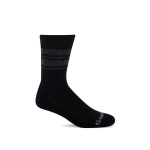Keep your feet looking and feeling their best with the At Ease sock from Sockwell. With a relaxed, non-binding fit, seamless toe closure and arch support, your feet will be all smiles! 