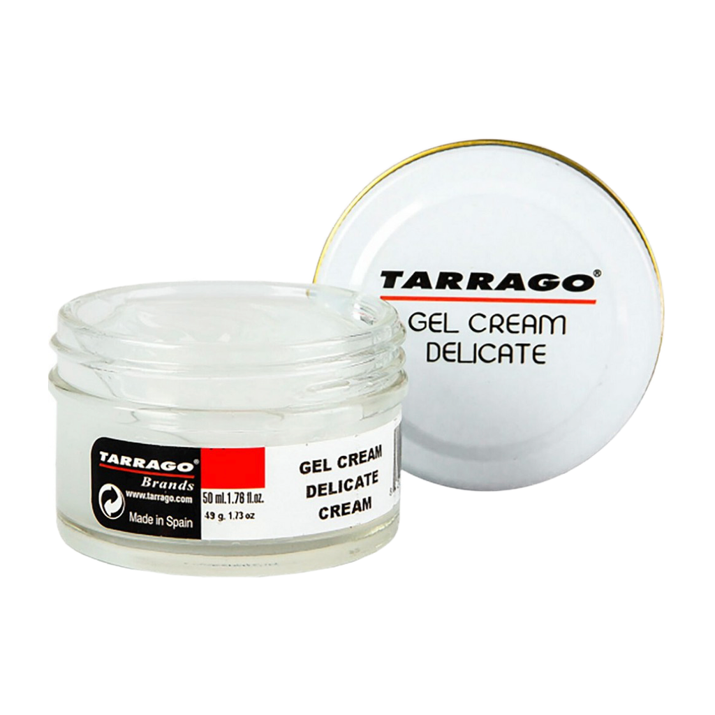Tarrago Gel Cream is a specially formulated water-based cleaning gel designed for delicate, smooth leather, reptile, exotic leather, and patent leather. Without leaving residue or affecting the original texture of the leather, this cream can be applied to any color without darkening. Still, we always recommend testing the product before full application.