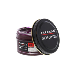 Tarrago Shoe Cream is crafted from carnauba wax and beeswax for nourishment, shine maintenance and color enhancement. This product creates lasting shine and ensures waterproof protection, nutrition and flexibility to leather, while providing full coverage