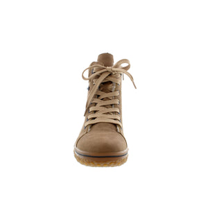 This lace-up boot is designed with soft imitation leather and enhanced with a padded felt collar. The fluffy warm lining made of textile fleece, RiekerTex membrane and rubberized outsole ensure your feet stay dry for all of your Winter walks. 