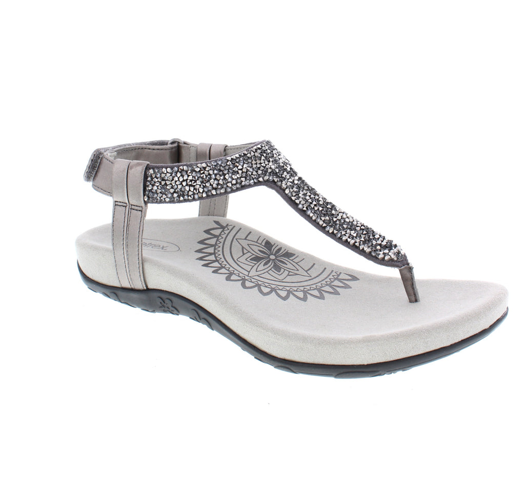 The Jade sandal is a great everyday shoe to add to your summer wardrobe! With stylish beading and a memory foam footbed, combining comfort and style has never been easier!