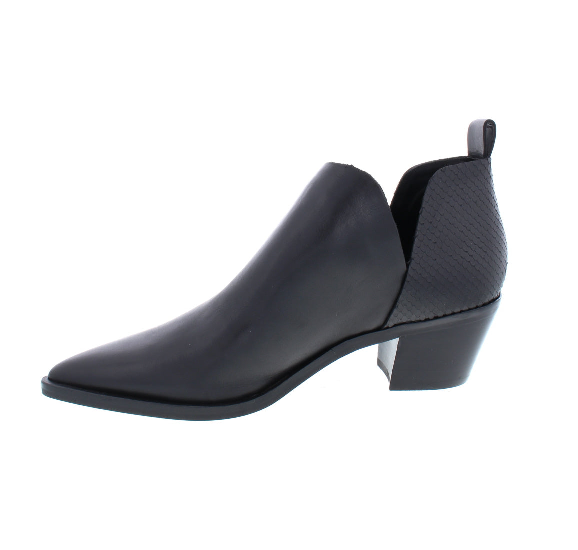 Dolce vita sonni 2025 pointy toe bootie