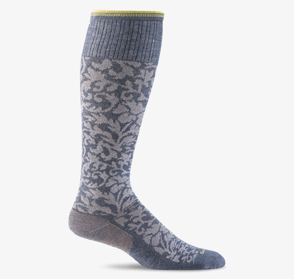 A combination of medical comfort and natural support, the Sockwell therapeutic sock is crafted from high performance crafted yarn and with cutting edge knitting techniques. Don't compromise your style with the fresh and stylish designs.
