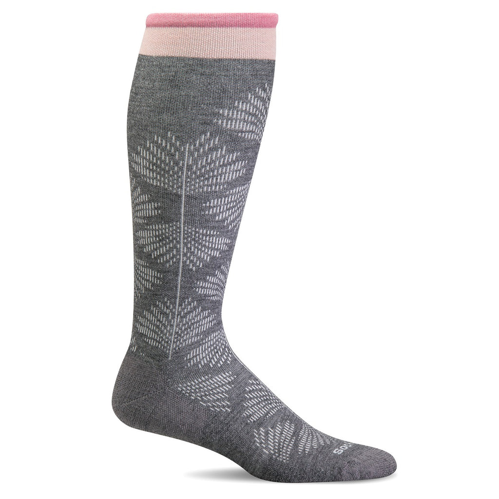 The Full Floral socks give support and compression for your foot's health! We are absolutely in love with the delicate pattern on these socks!