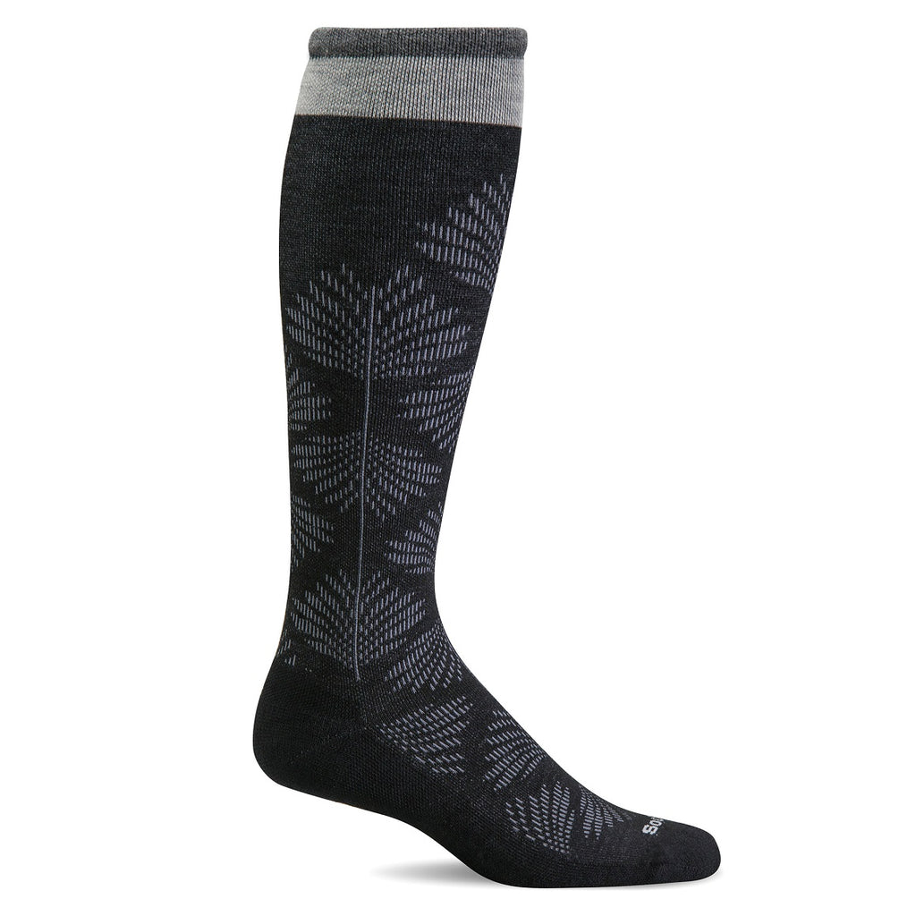The Full Floral socks give support and compression for your foot's health! We are absolutely in love with the delicate pattern on these socks!