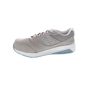 Crafted with all-day comfort and support in mind, the 928v3, by New Balance, offers industry-leading motion control and superior stability.